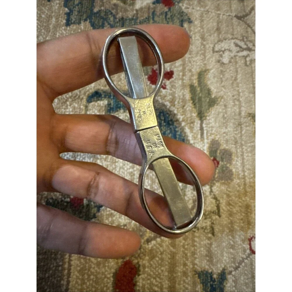 SLIP-N-SNIP Folding Scissors Vintage Folding Made In USA for Pocket or Purse